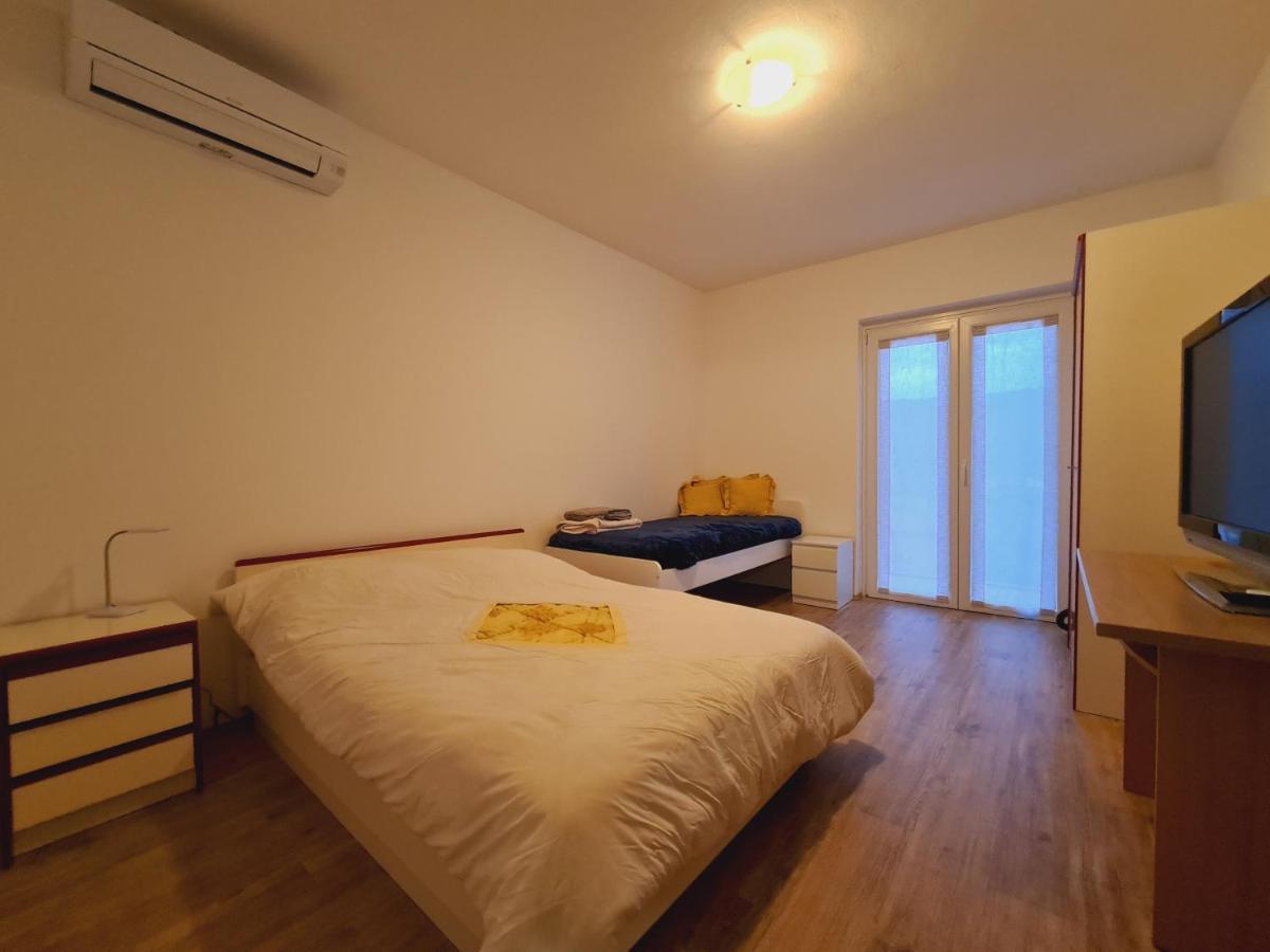 Countryside Apartment Koper Extérieur photo